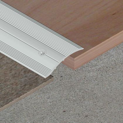 Trecere Prolux lata pentru diferenta de nivel din aluminiu eloxat 2700x40x15 mm
